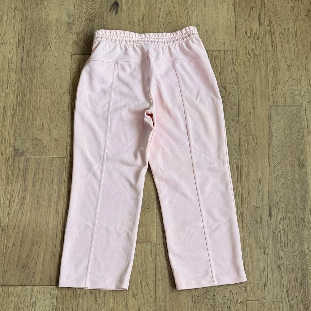Lululemon Softstreme High-Rise Straight-Leg Cropped Strawberry Milkshake Size 6 - Picture 10 of 14